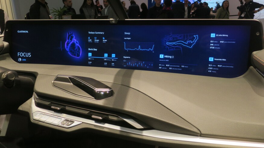 未來車載顯示器 3D影像、全息顯示與真實(shí)觸感觸摸屏的酷炫進(jìn)化